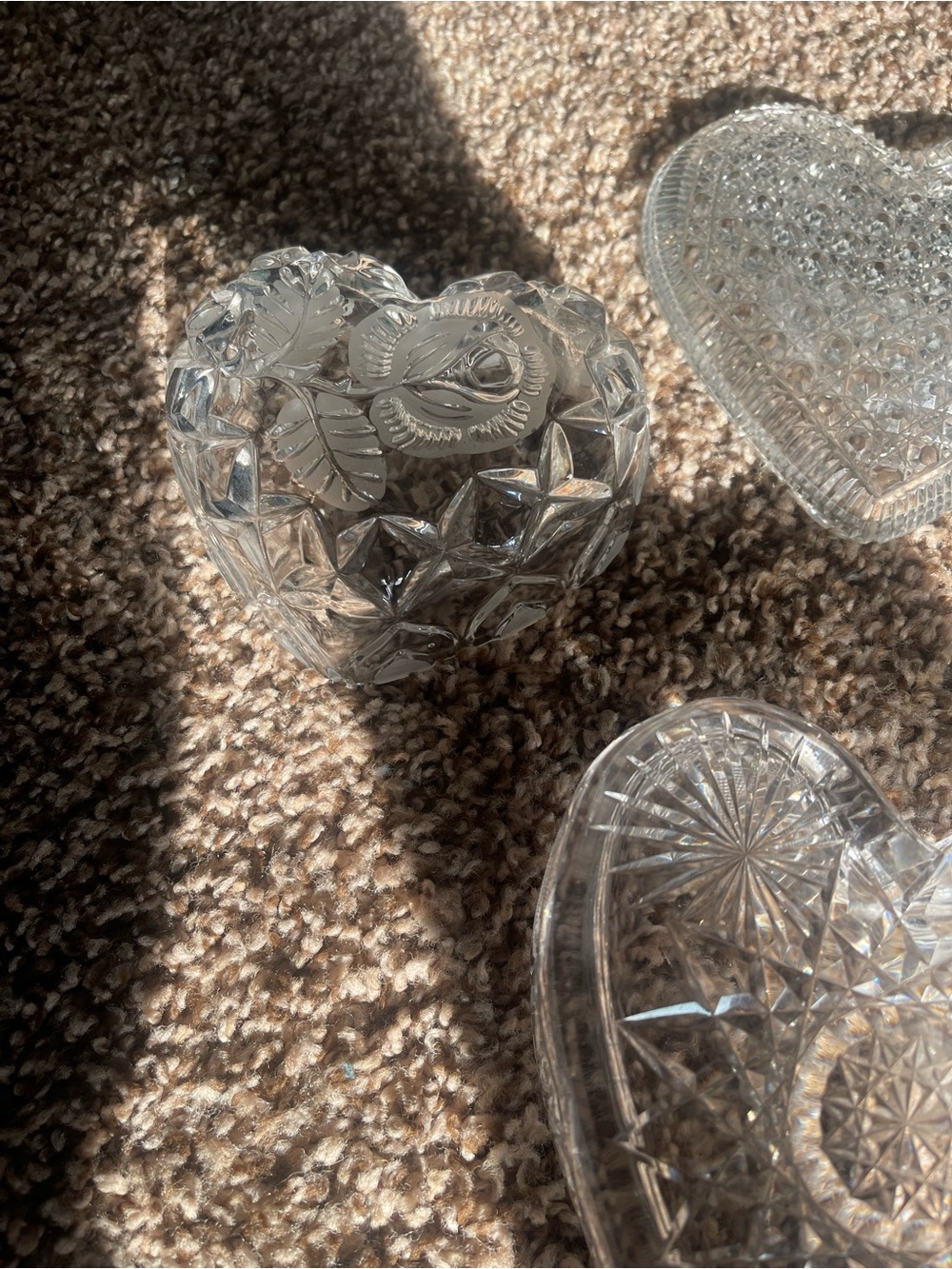 Clear Glass Heart Trinket Dishes - Set of 4 - Picture 10 of 10